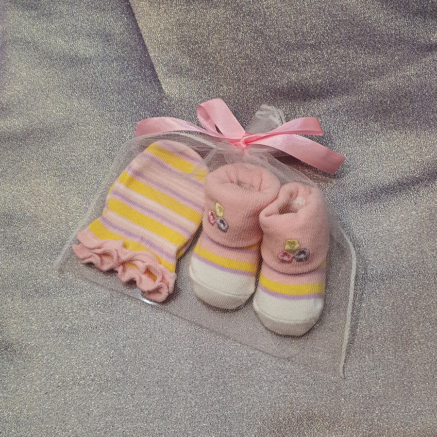 Newborn Mittens and Socks Set A
