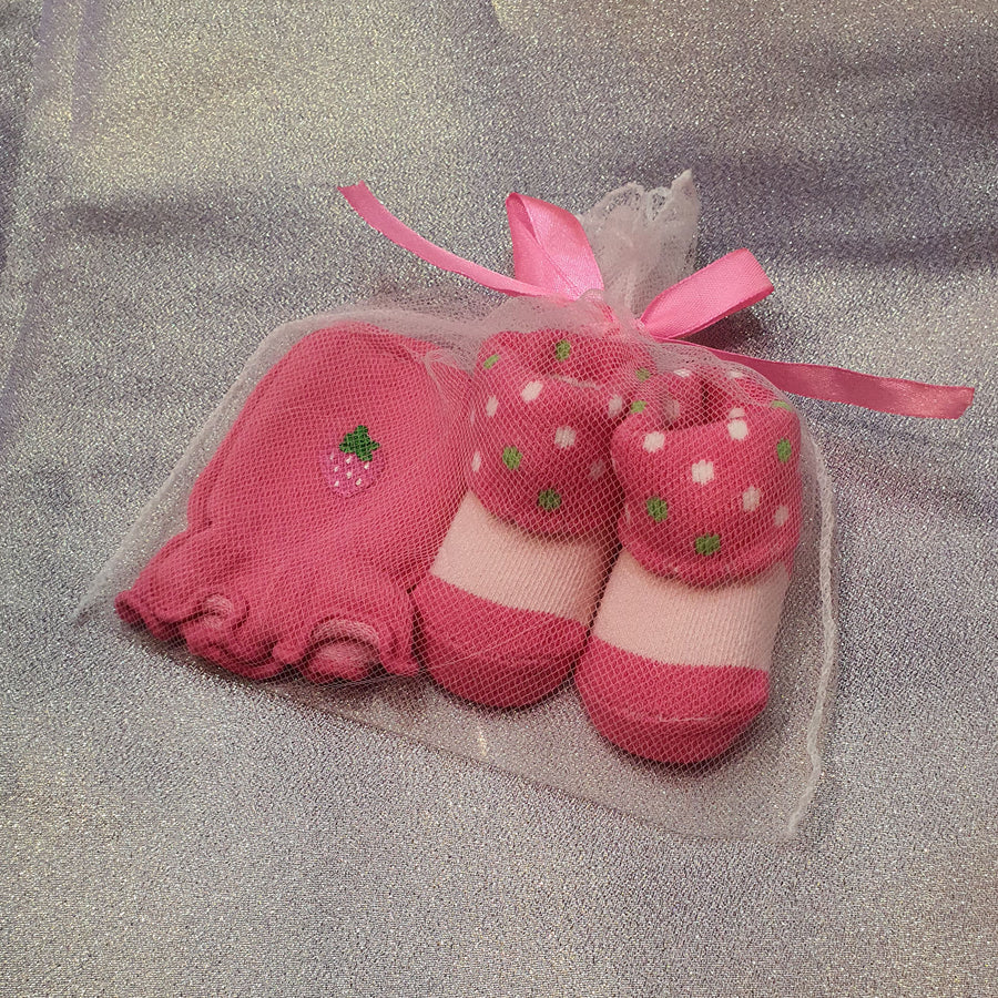 Newborn Mittens and Socks Set C