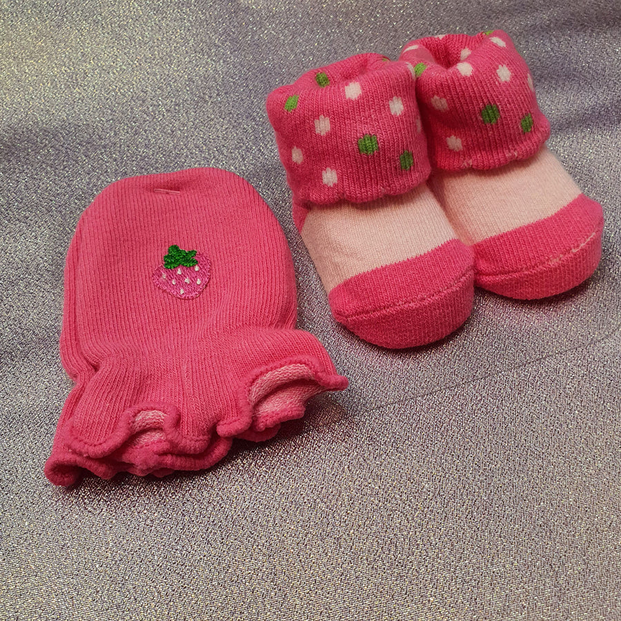 Newborn Mittens and Socks Set C