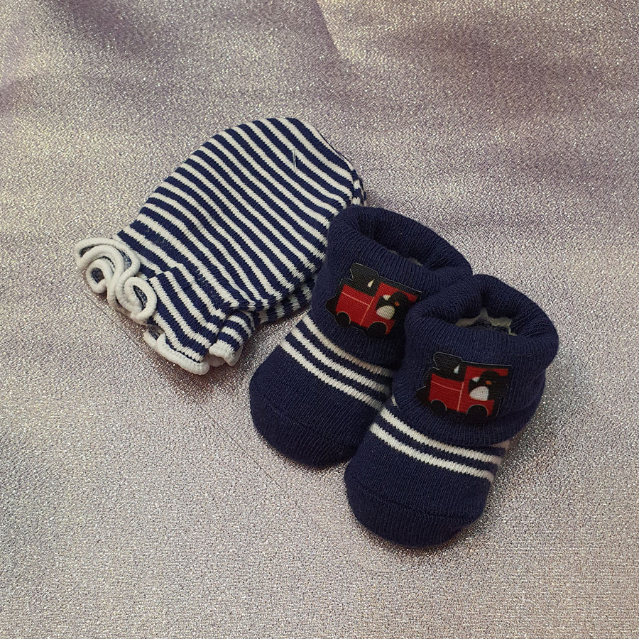 Newborn Mittens and Socks Set G