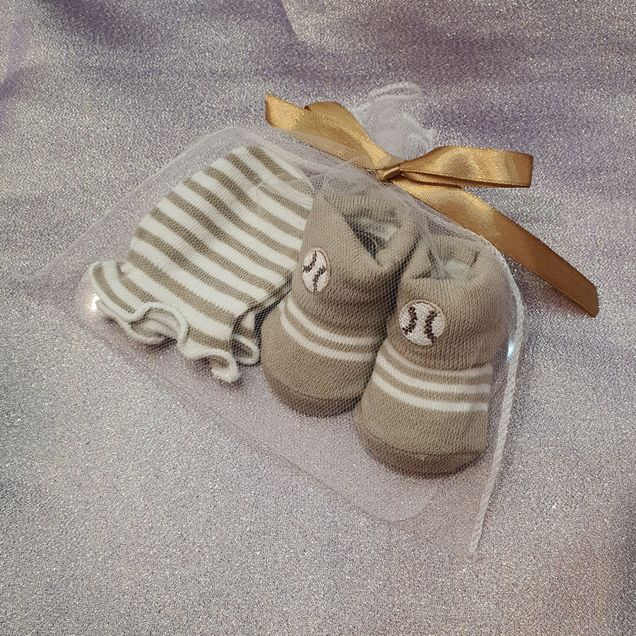 Newborn Mittens and Socks Set H